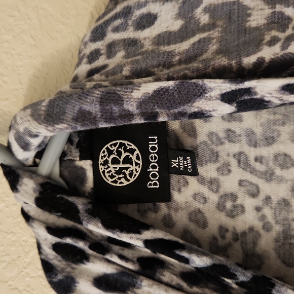 Xl Bobeau Leapord print sweater - Picture 2 of 5
